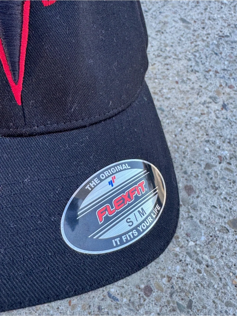 High End TESLA Black Flexfit Baseball Hat Cap NWT UNISEX S-M